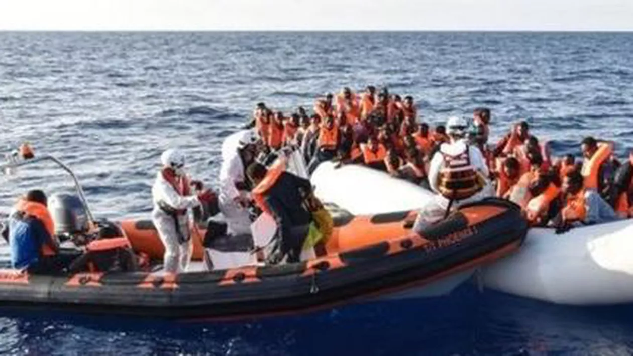 Criza migranților face noi victime. Sute de persoane au murit înnecate în largul coastelor Libiei