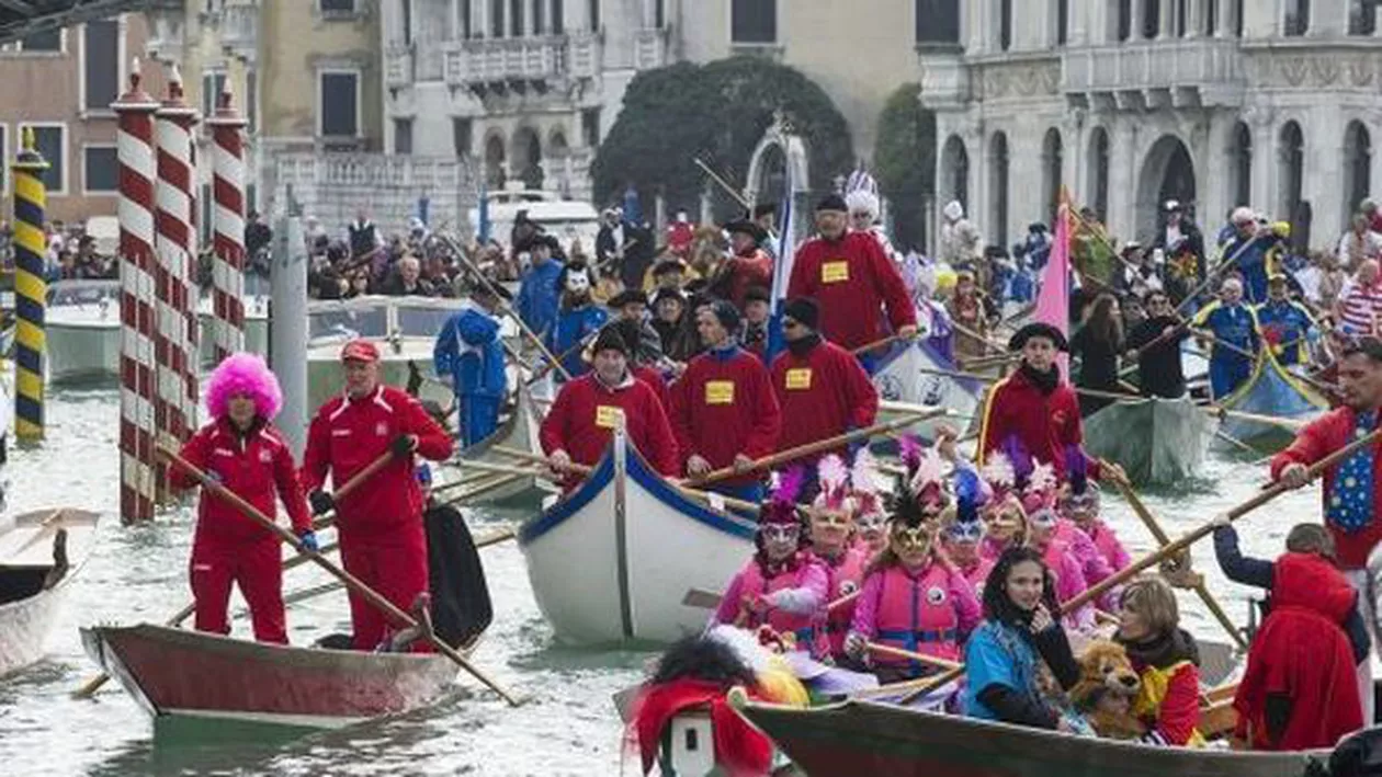 Veneția caută modalități pentru limitarea legală a numărului de turiști care vizitează orașul