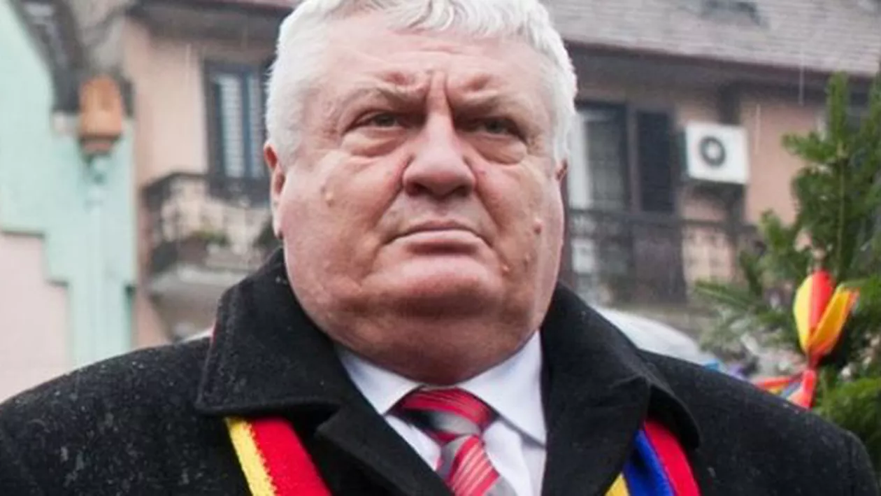 Șeful ISJ Mureș a fost reținut de DNA pentru 24 de ore