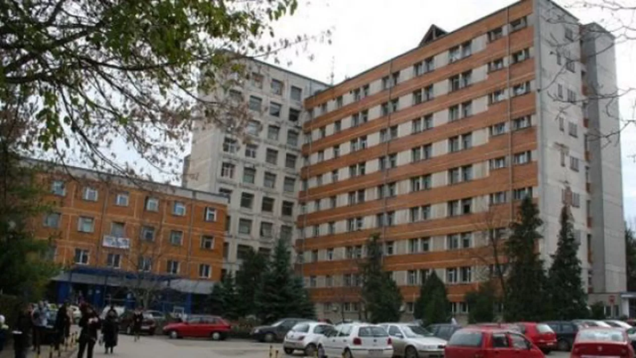 Accident teribil în Botoșani: Un băiat de 6 ani a fost străpuns de cuțitul din mâna mamei sale