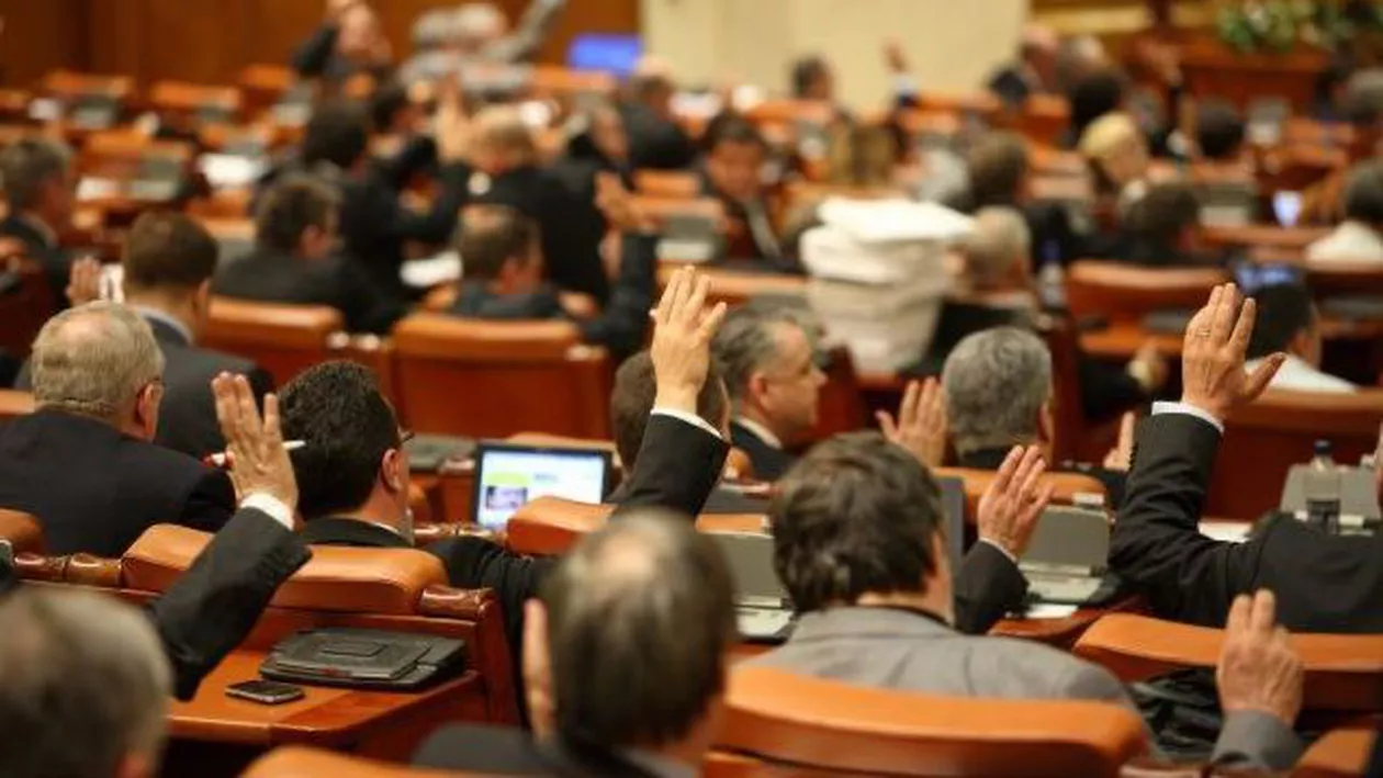 Proiect de lege: Parlamentarii și primarii care vor fi CONDAMNAȚI în timpul mandatului VOR PLĂTI organizarea alegerilor