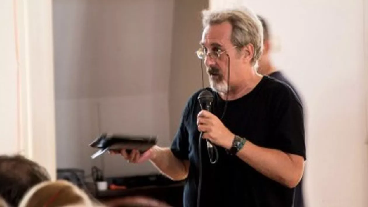 Profesorul Sorin Psatta, despre "Un show păcătos": „Invitații, mai tembeli ca orcii din Stăpânul Inelelor. (...) Orice producție pornografică e o capodoperă artistică în comparație cu ce am văzut”