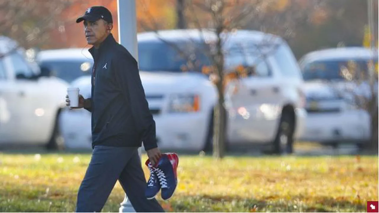 Barack Obama îşi respectă tradiţia şi joacă baschet în ziua alegerilor (FOTO)