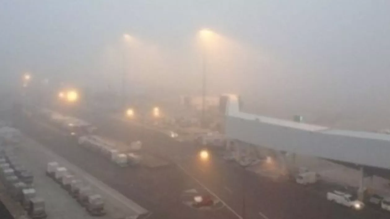 Pericol pentru șoferi: Meteorologii au emis un cod galben de ceaţă valabil în şase judeţe (VIDEO)