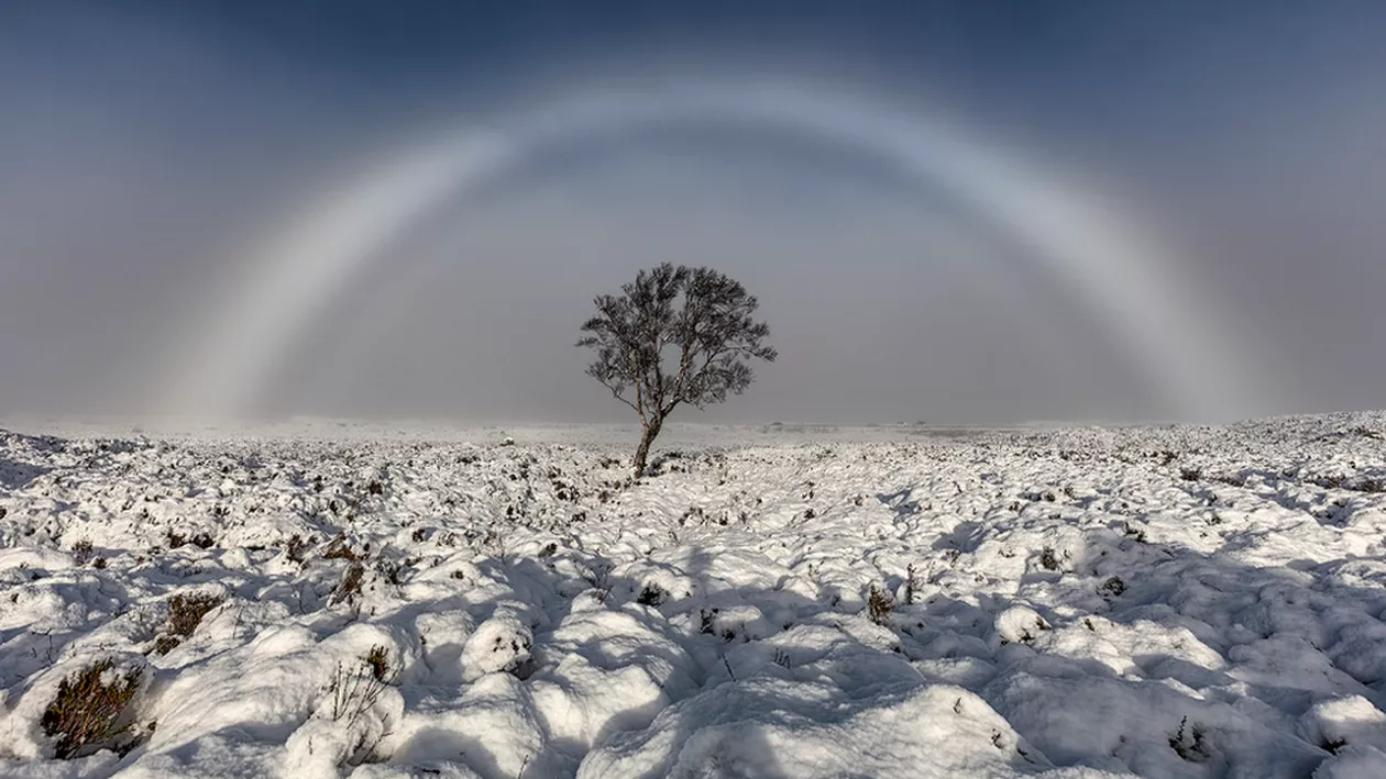 FOTOGRAFIA ZILEI: Fenomen meteo FOARTE RAR, pe cerul Scoției