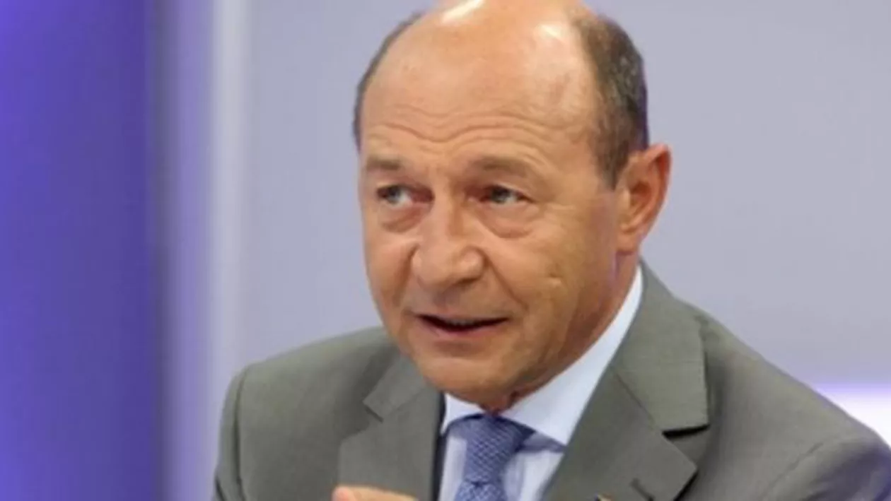 Traian Băsescu: Victor Ponta, un laș care și-a abandonat funcția. Este o minciună ideea cu teroriștii care ar fi venit după Colectiv (VIDEO)