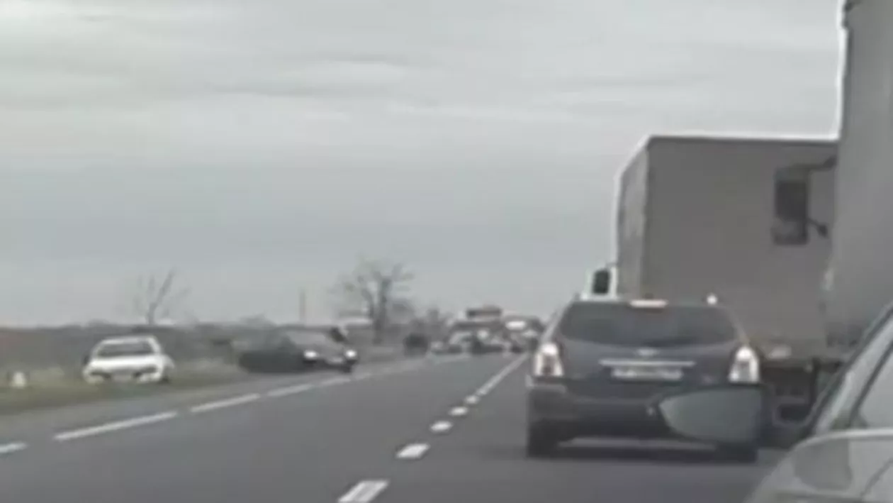 Grav accident pe DN2. Un om a murit și patru sunt răniți (VIDEO)