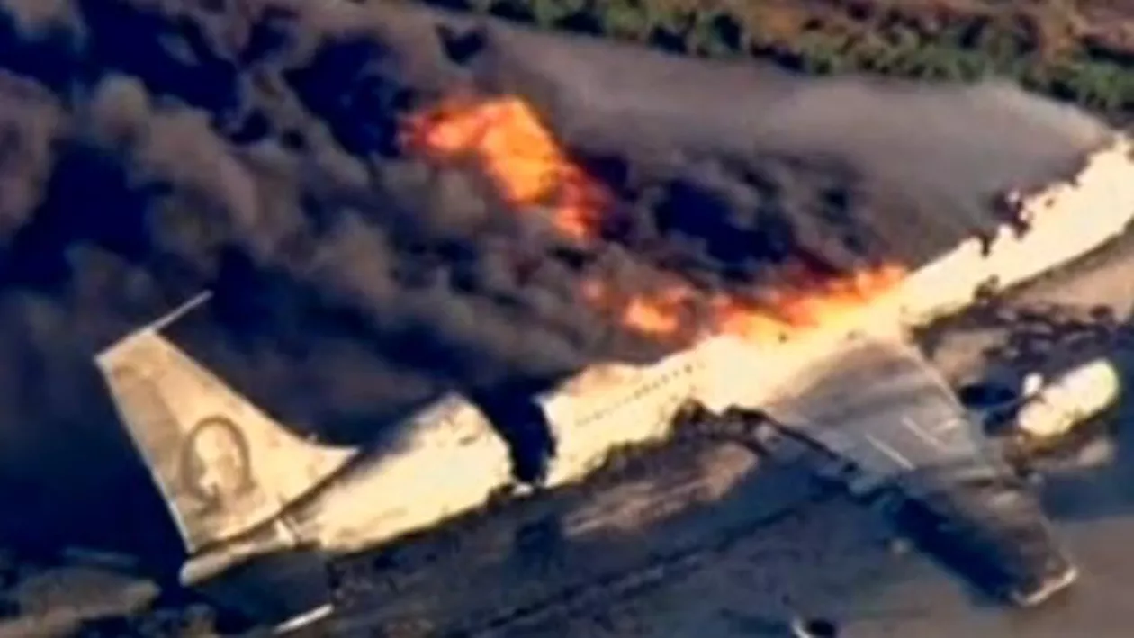 Un avion S-A PRĂBUȘIT în Columbia. 72 de pasageri se aflau la bord, printre care și o ECHIPĂ braziliană DE FOTBAL (VIDEO)