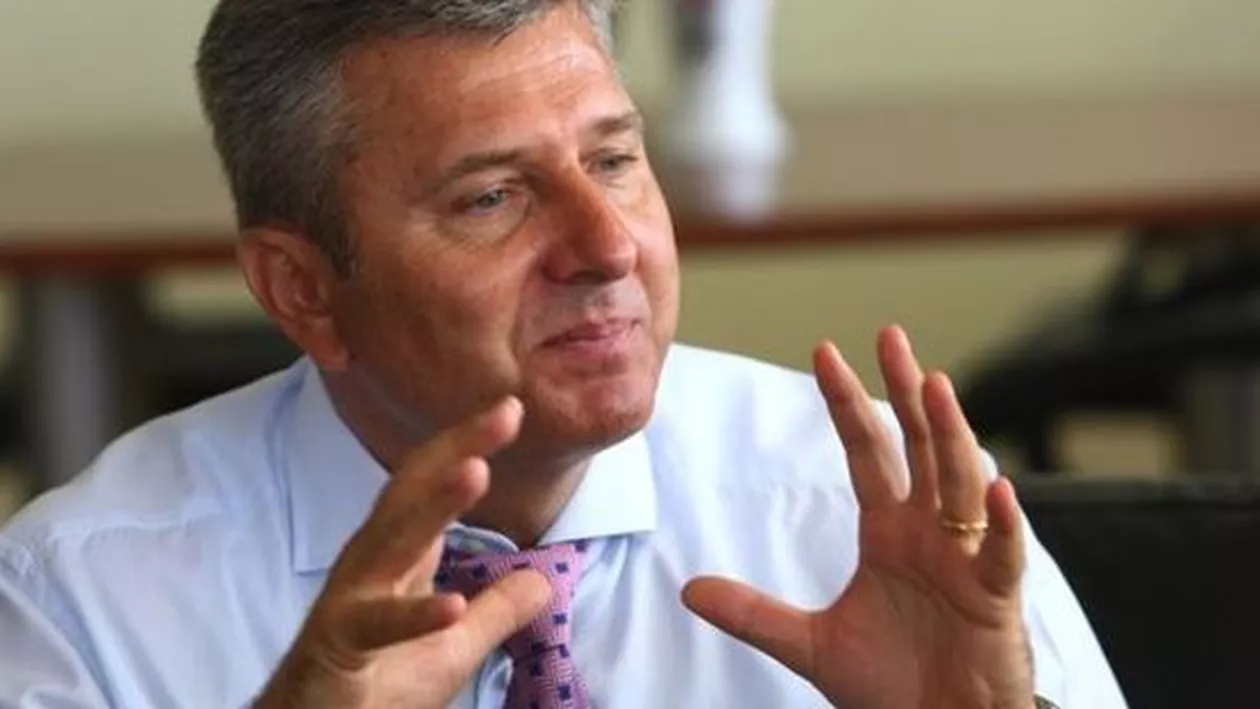 Primarul din Voluntari, Florentin Pandele, cercetat pentru loviri şi alte violenţe, după ce a fost surprins agresând un bărbat