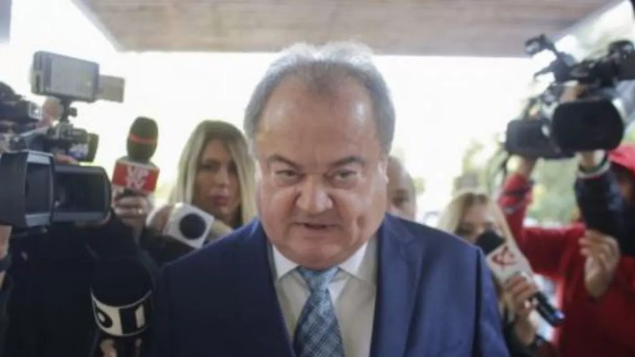 "Pinalti" L-A TURNAT pe Blaga la DNA: Șpaga de 700.000 de euro primită în biroul de la Modrogan l-ar putea înfunda pe "buldog"