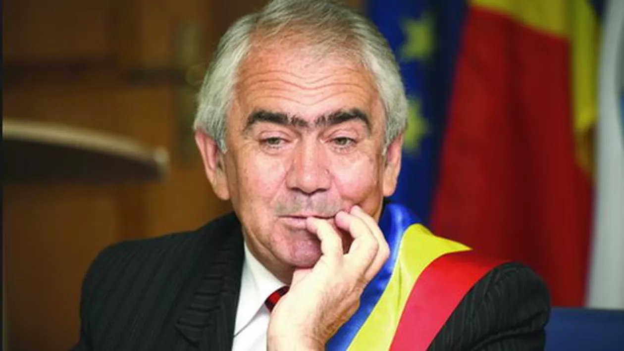 Scandal de mită electorală: Primarul din Târgu Jiu, Florin Cârciumaru, a fost filmat în timp ce îi șantaja pe rromi să voteze cu PSD (VIDEO)