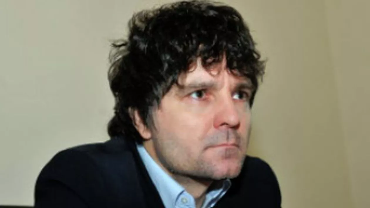 Clipul de campanie al USR care ÎNGROZEȘTE Internetul: "Manipulare, imagini FURATE din filme celebre și mesaje apocaliptice" (VIDEO)