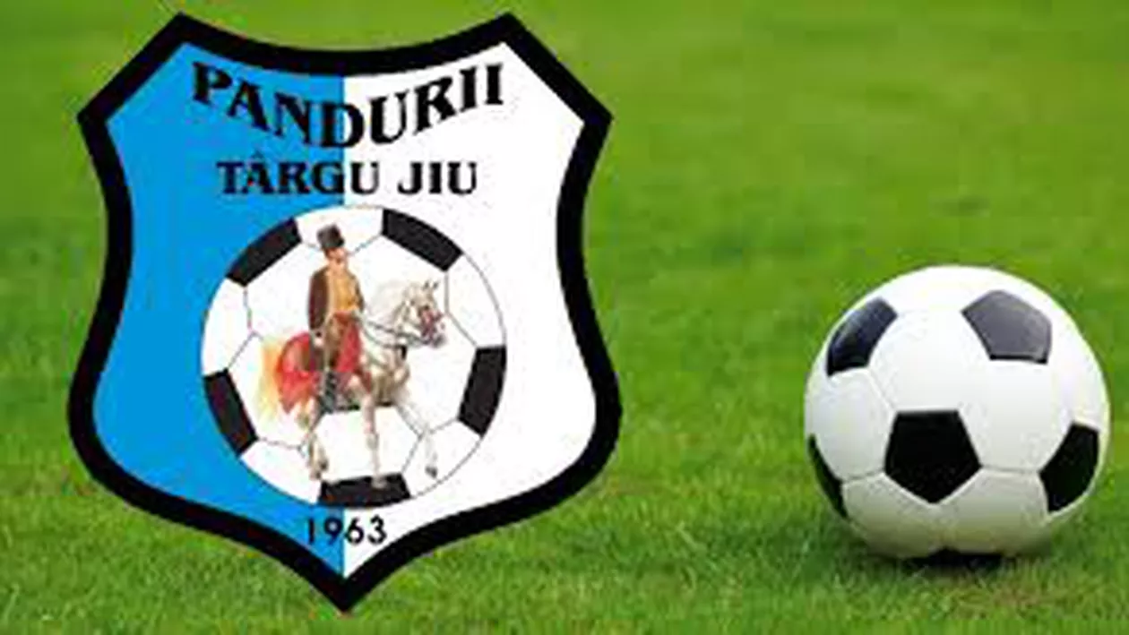 Probleme GRAVE la Pandurii Târgu Jiu: 15 jucători s-au ÎMBOLNĂVIT. Ce-au pățit fotbaliștii