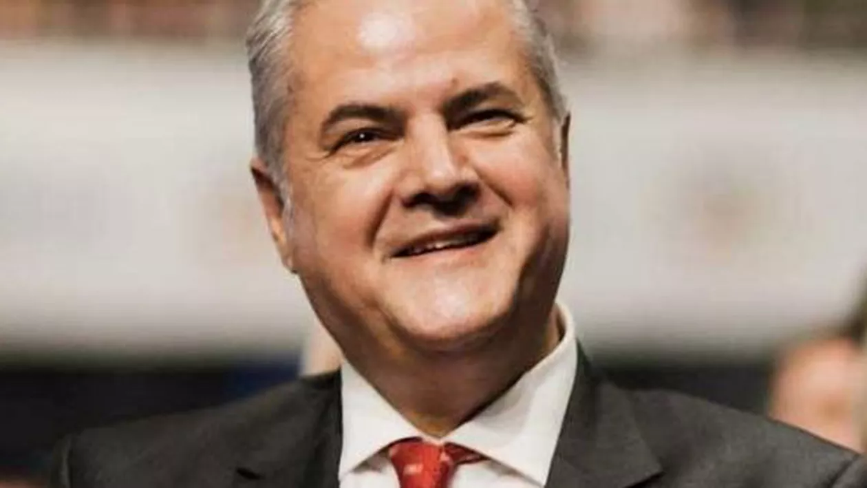 Adrian Năstase jubilează: Felicitări PSD! Felicitări Liviu Dragnea! Românii și-au dat seama că au greșit votându-l pe Iohannis