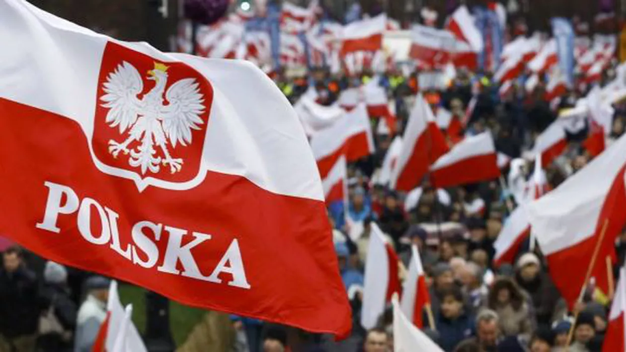 Revoltă în Polonia: Parlamentul a adoptat o lege care limitează manifestațiile publice