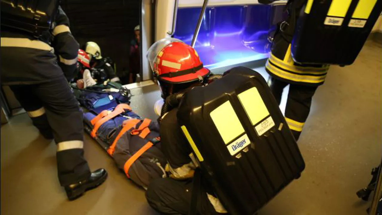 Incident grav la stația de metrou Gara de Nord: SMURD-ul a intervenit de urgență (FOTO)
