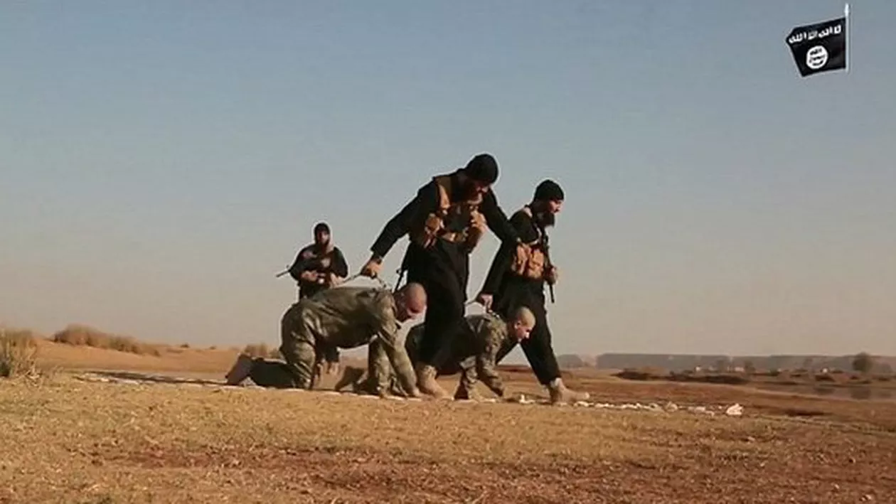 IMAGINI ȘOCANTE! Statul Islamic a difuzat o înregistrare video cu doi soldaţi turci ARȘI DE VII (VIDEO)