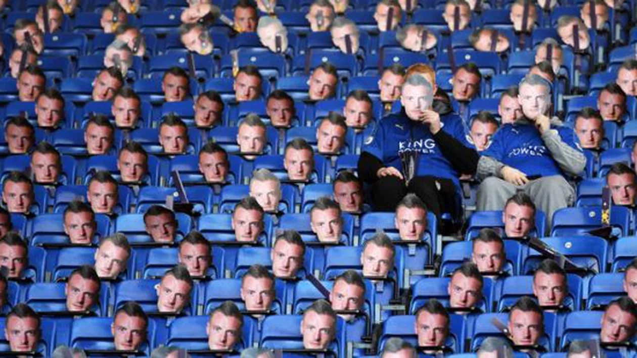 Jamie Vardy e peste tot: Fanii prezenţi la meciul Leicester - Everton au ales o metodă inedită pentru a prosteta față de suspendarea primită de atacant (FOTO)