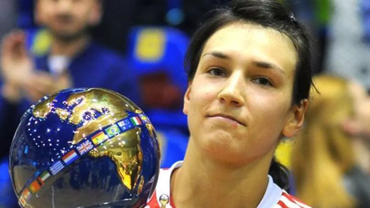 Cristina Neagu, CEA MAI BUNĂ handbalistă în 2016, conform antrenorilor din Liga Naţională