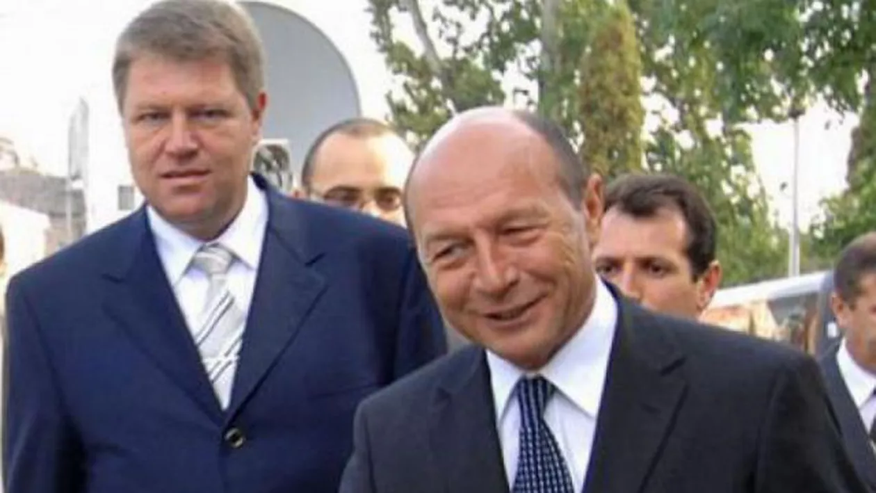 "GREȘIT, Domnule Preşedinte! Anunţarea desemnării PRIMULUI-MINISTRU nu se poate face printr-un simplu COMUNICAT". Klaus IOHANNIS, ASPRU CRIRITICAT de către Traian BĂSESCU