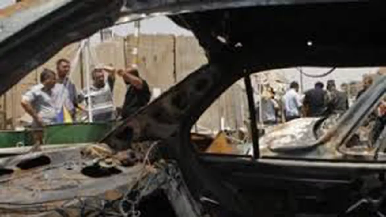 ATAC în Pakistan: O bombă a explodat lângă o mașină de poliție