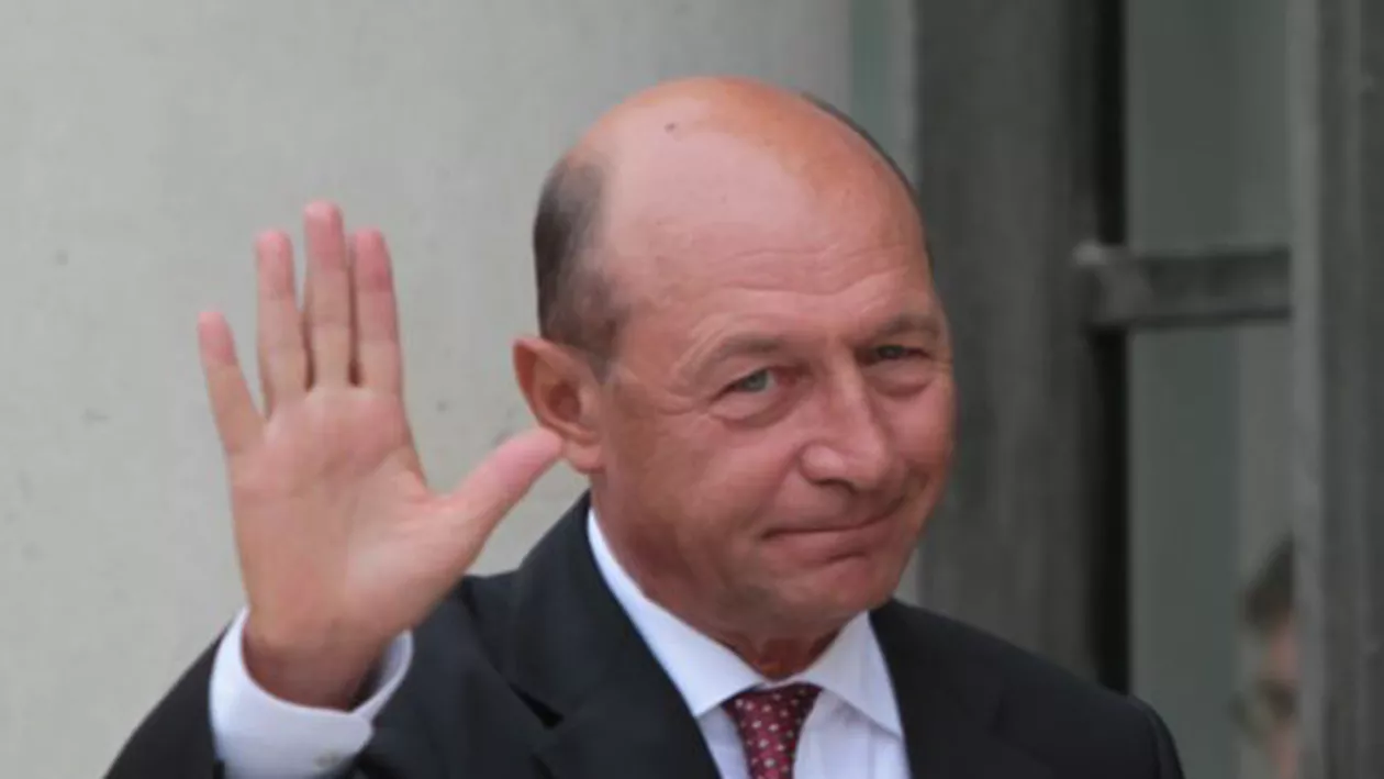 Traian Băsescu: Salut decizia Parchetului General de a se autosesiza în chestiunea dezvălurilor făcute de Sebastian Ghiță