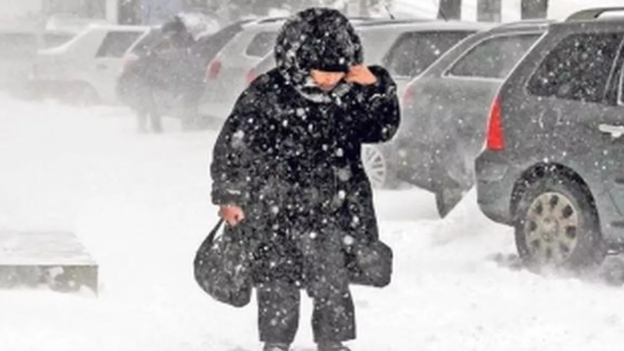 Meteorologii anunță cod galben de GER în toată țara. Viscolul va lovi 19 județe (FOTO)