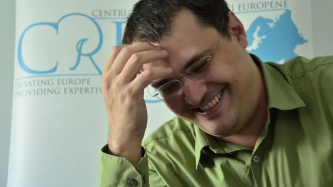 ”DOREL a ajuns la guvernare și îi dă cu virgulă. Dorel, probleme, mă?”. Tehnocrații RÂD de DRAGNEA: Promite AVIOANE, câștigă alegerile și vede că n-are bani de avioane. Cu el suntem într-un BANC PROST