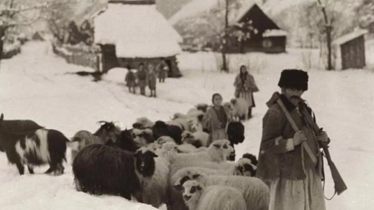 1930, iarna! Vezi imagini rare din Ținutul Pădurenilor (FOTO)