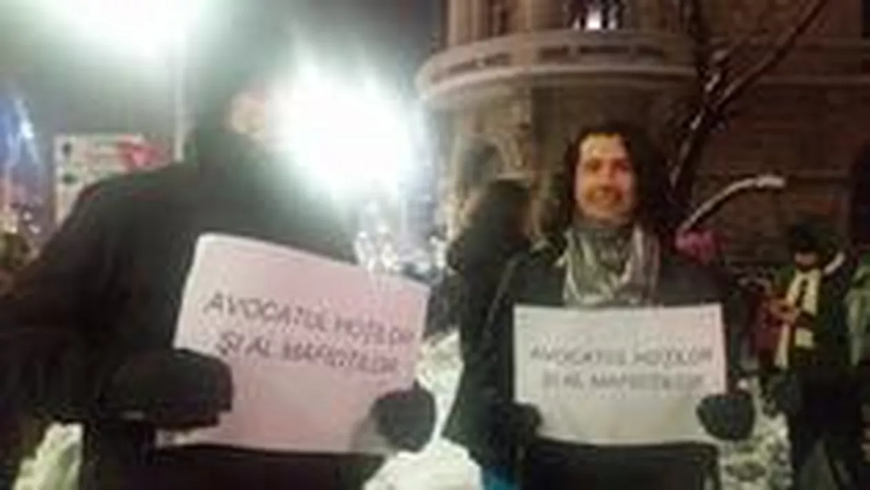 Proteste în București și Cluj-Napoca împotriva lui Victor Ciorbea (FOTO, VIDEO)