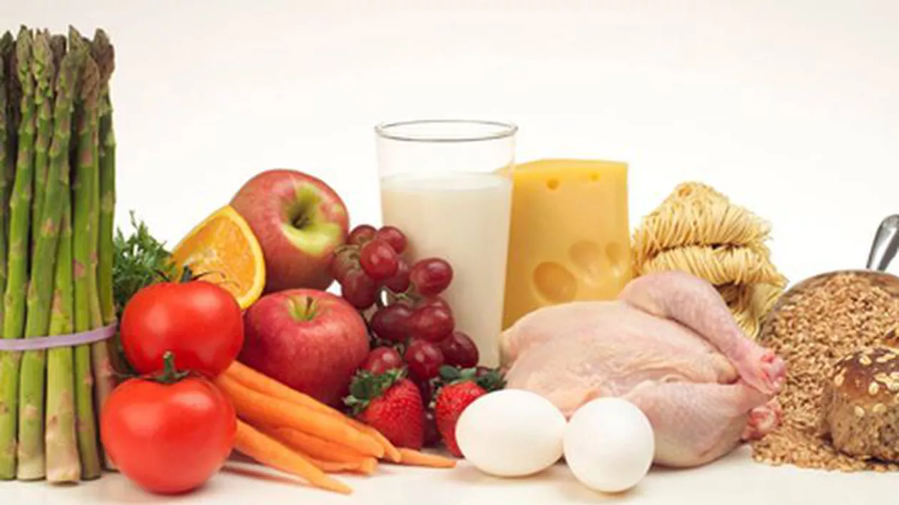 STUDIU: Peste jumătate din veniturile unei familii din România se duc pe produsele de bază (VIDEO)