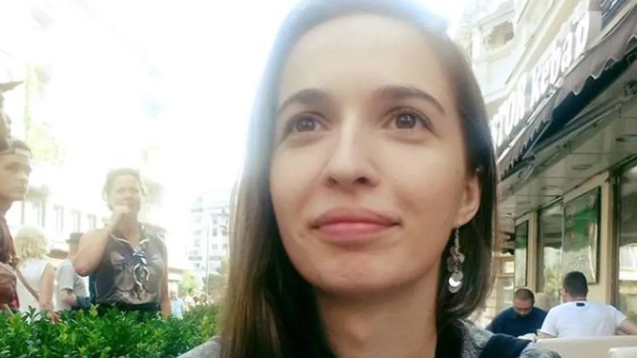 Încercați să CÂRPIȚI problemele edilitare cu IMPROVIZAȚII: O PROFESOARĂ o critică pe GABRIELA FIREA din cauza dispozițiilor privind programul școlilor 