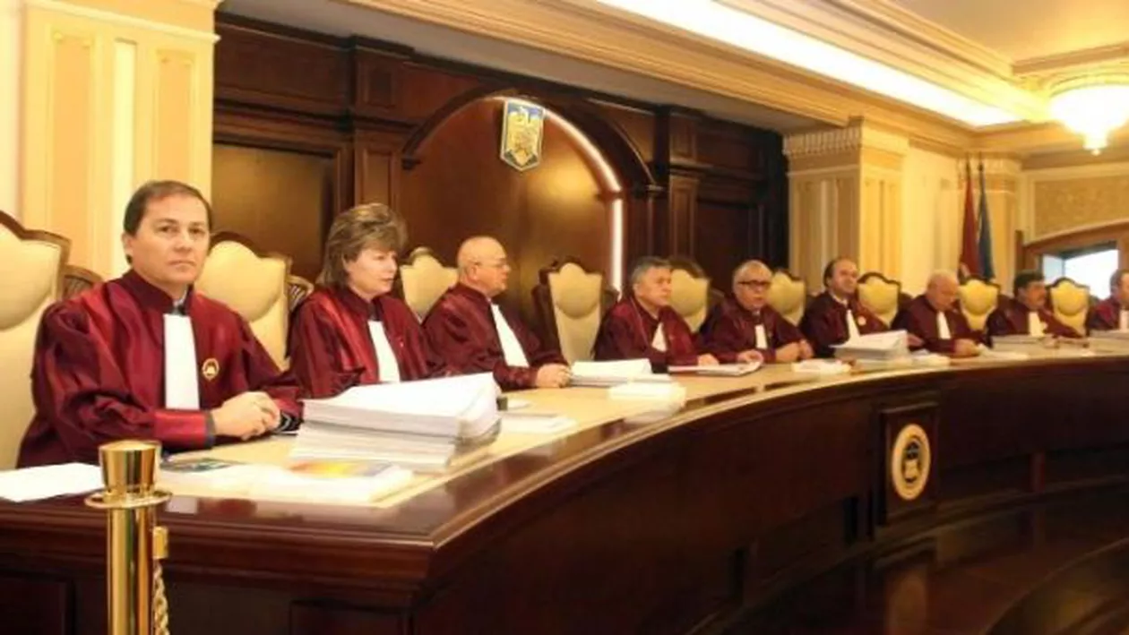 Judecător Curtea Constituțională, critică la adresa guvernului: Nimic nu justifică urgența în privința proiectului de grațiere