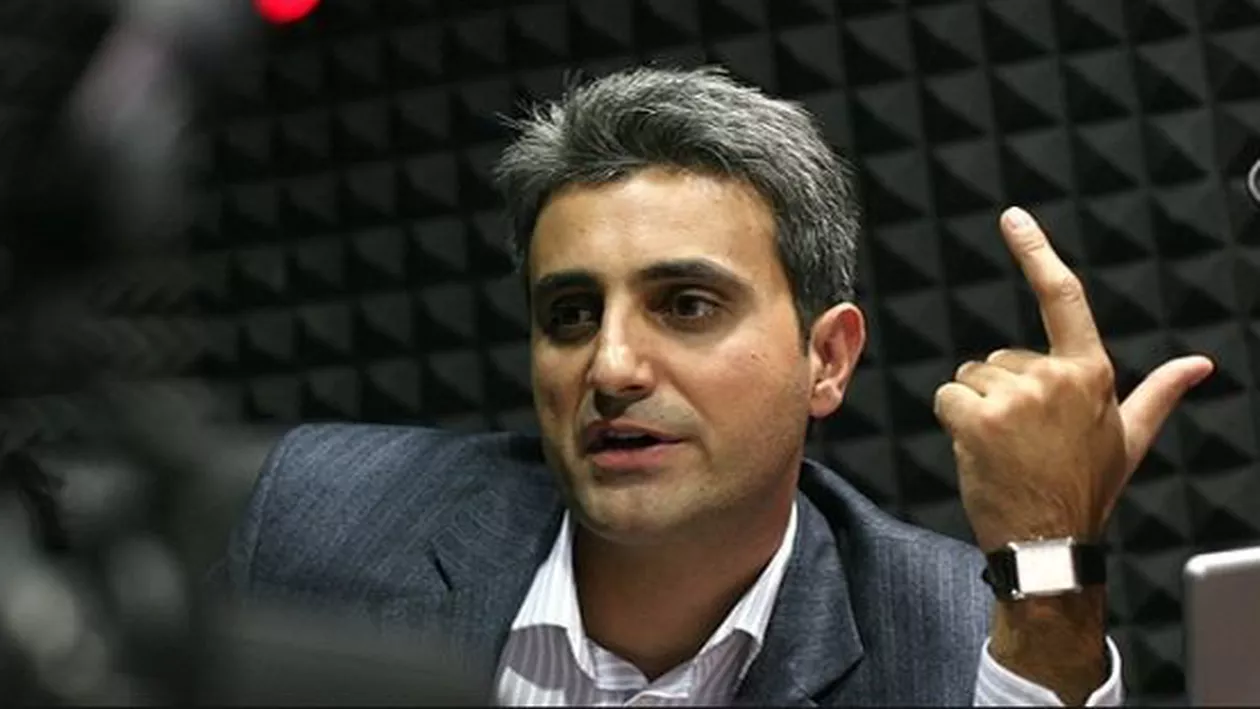 "Dragnea, AI CURAJ să vii și tu la miting?" Robert Turcescu, Raluca Turcan și Nicușor Dan, prezenți în Piața Universității (VIDEO)