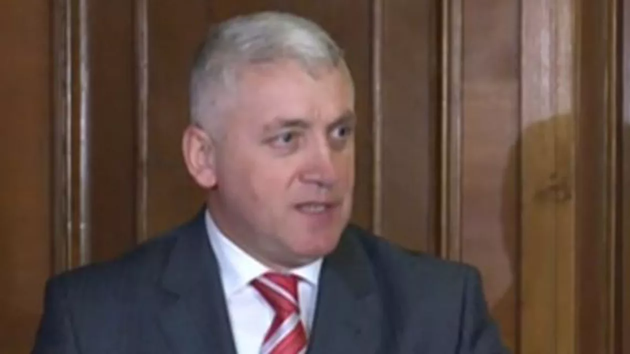 Șeful Comisiei de control al SRI, despre ofițerii acoperiți: Dacă e identificat un om valoros care poate contribui cu informaţii la securitatea naţională, poate fi şi din presă