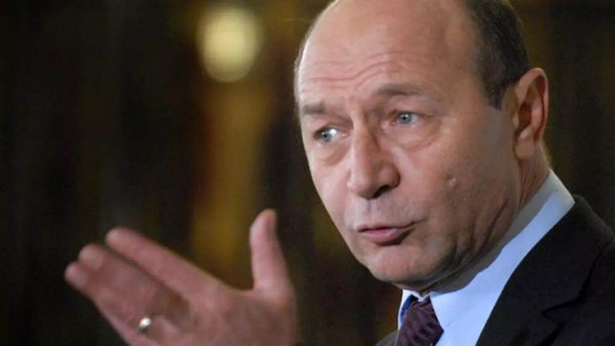 Traian Băsescu: AMNEZICILOR, nu uitaţi! Cel mai simplu lucru pentru propagandişti este să încerce a pune în spatele meu şi al CSAT abuzurile reale din justiţie