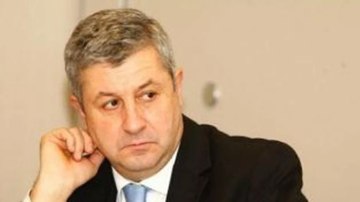 Soția ministrului de Justiție s-a pensionat la doar 47 de ani și primește peste 12.000 de lei