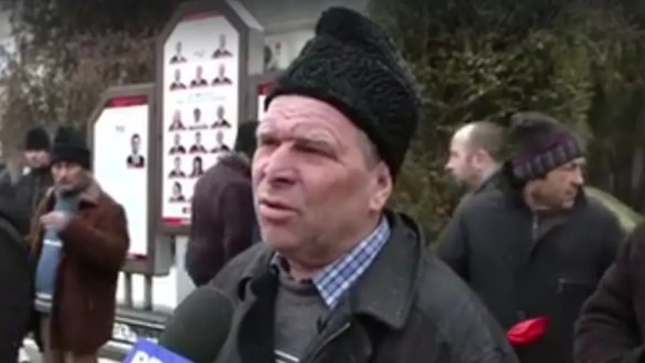 DERUTĂ: Un protestatar de la Cotroceni nu știa că OUG 13 e dată de PSD și scanda împotriva hoților care sunt la putere! (VIDEO)
