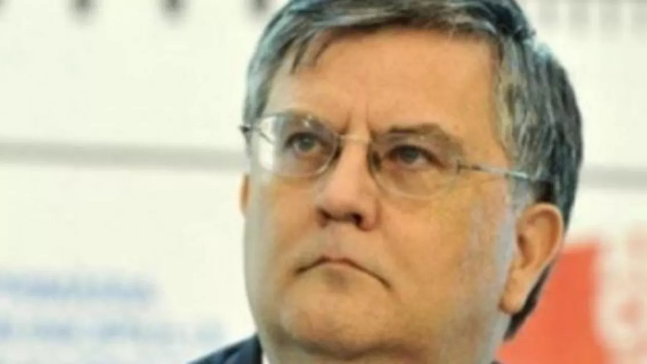 Mircea Dumitru se disociază de mesajul transmis de membrii Academiei Române: Nu mă regăsesc nici în stilistica, nici în retorica și nici în multe dintre ideile susținute 
