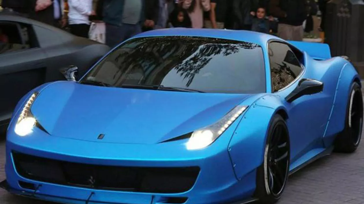 O vedetă internațională și-a vândut bolidul cu aproape JUMĂTATE de milion de dolari. Fanii s-au îngrămădit să achiziționeze autovehiculul