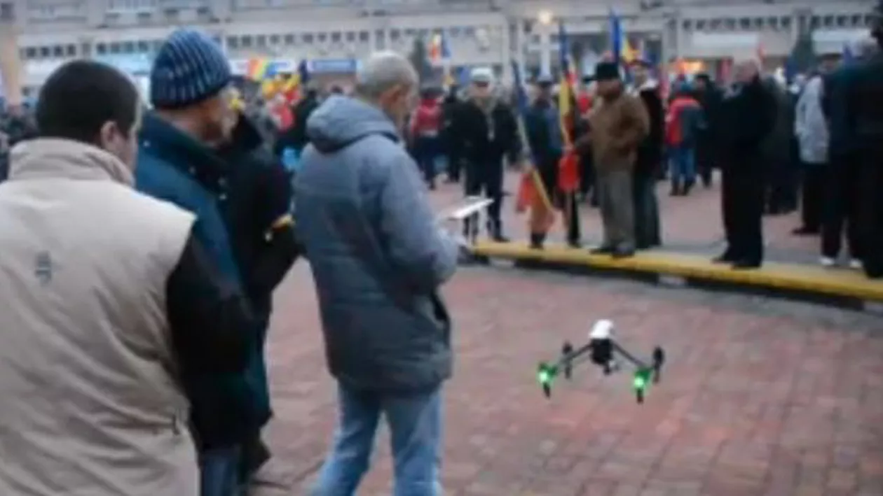 Mitingul PSD de la Pitești a fost filmat cu o dronă: Niciun reprezentant al Poliției nu a intervenit (VIDEO)