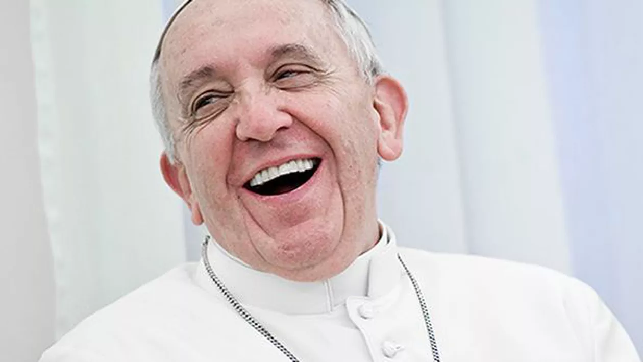 A cerut umor și Dumnezeu i-a dat. Anecdotele Papei Francisc despre suferință, viitor și Argentina