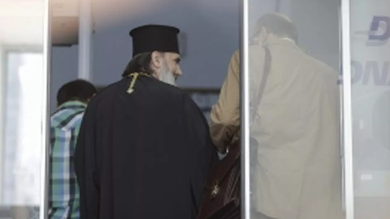 DETALII șoc: Cum a ajuns DNA să ancheteze un înalt ierarh al Bisericii Ortodoxe. 1.392.964,77 lei lipsiți de "binecuvântările" necesare