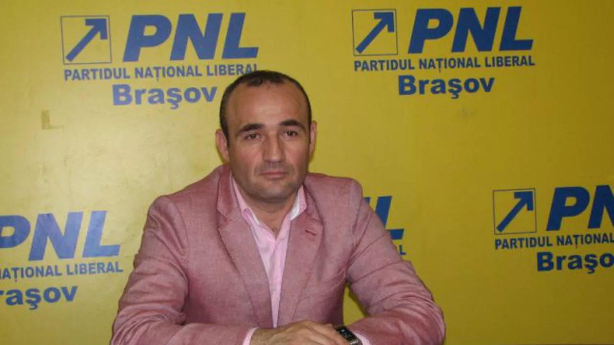 Fostul senator Sebastian Grapă şi doi foşti consilieri judeţeni reținuți de DNA: Fostul președinte al CJ Brașov Aristotel Câncescu este propus pentru arestare