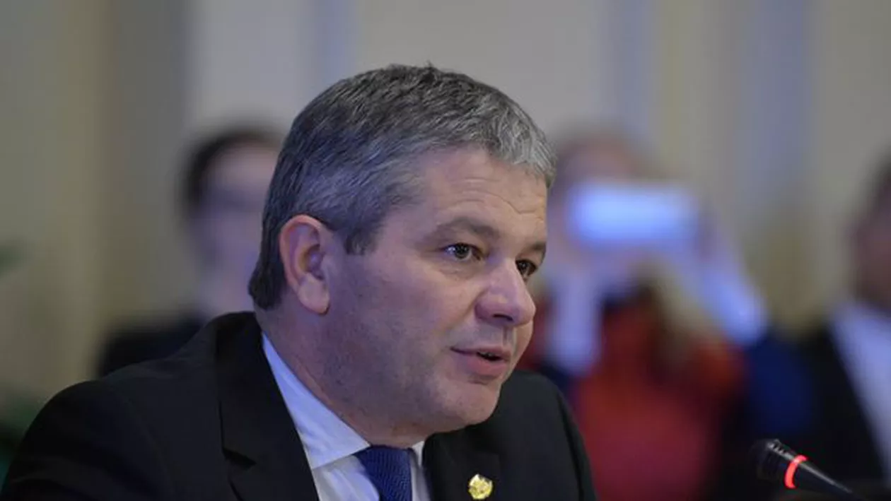 Ministrul Sănătății ar fi amenințat cu măsuri penale inspectorii sanitari care se opuneau trecerii Inspecției Sanitare în subordinea DSP-urilor locale