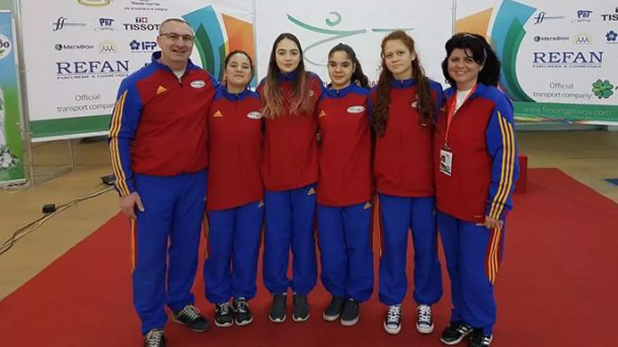 Scrimă: România a câștigat medalii de argint și bronz la Europenele de cadeți și juniori din Bulgaria