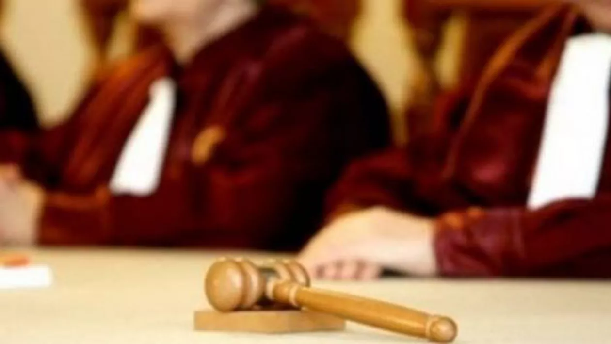 Motivarea CCR în cazul OUG 13: Niciun ministru nu poate fi tras la răspundere pentru adoptarea unui act normativ
