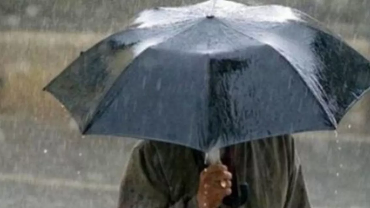 Informare meteo de ploi și vânt puternic până marți dimineață: Care sunt zonele afectate 
