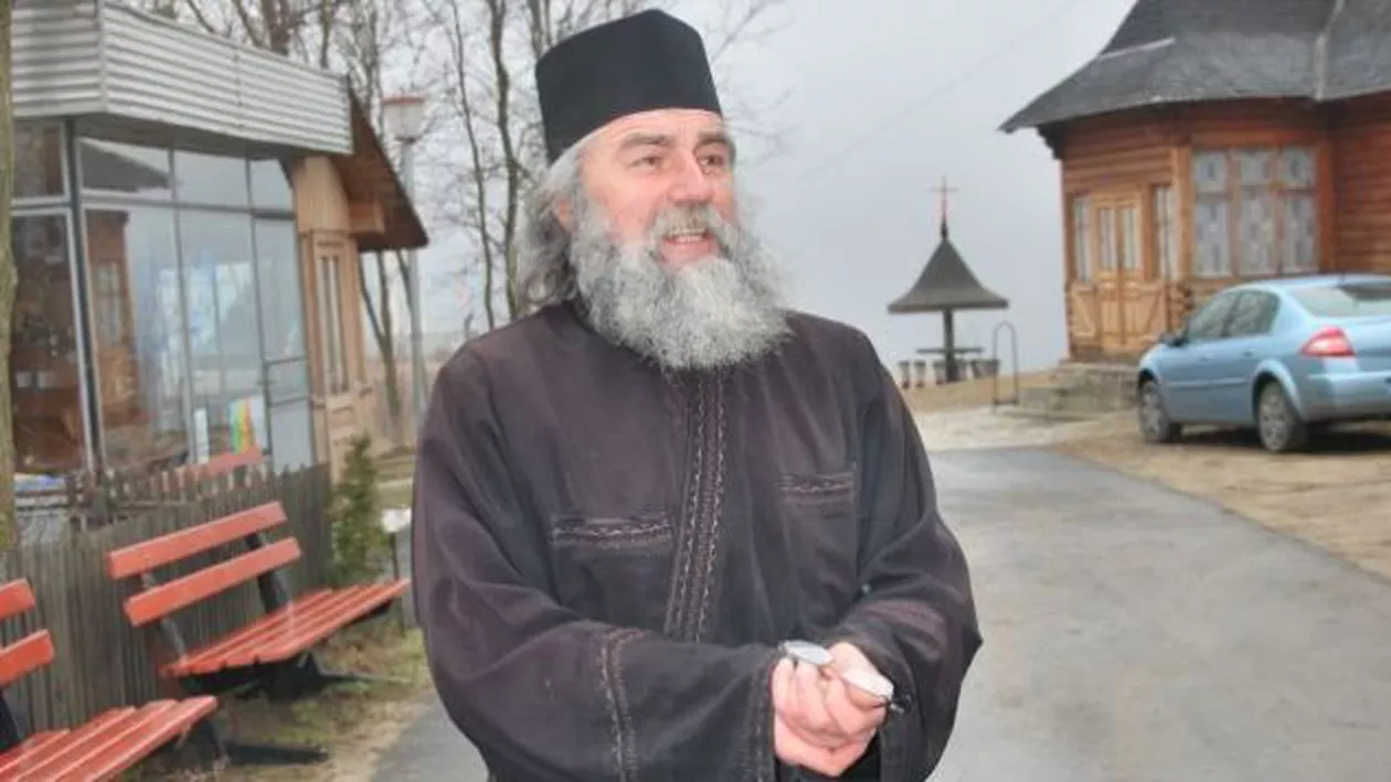 Starețul unei mănăstiri din județul Vaslui, tâlhărit în chilia sa pe timpul nopții