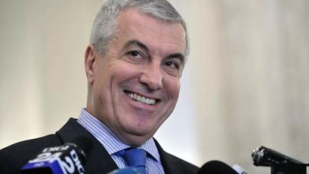 IMAGINEA ZILEI, surprinsă la bilanțul M.A.I.: Tăriceanu pe covorul roșu, Ministrul de Interne pe lângă (FOTO)